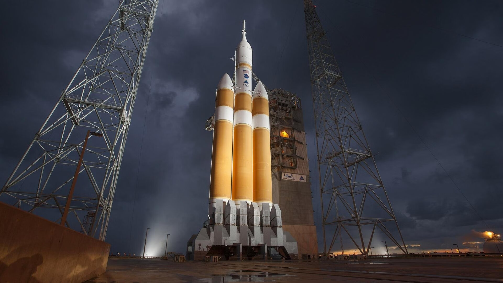 西班牙队连续不败，继续领跑积分榜，西班牙队分析