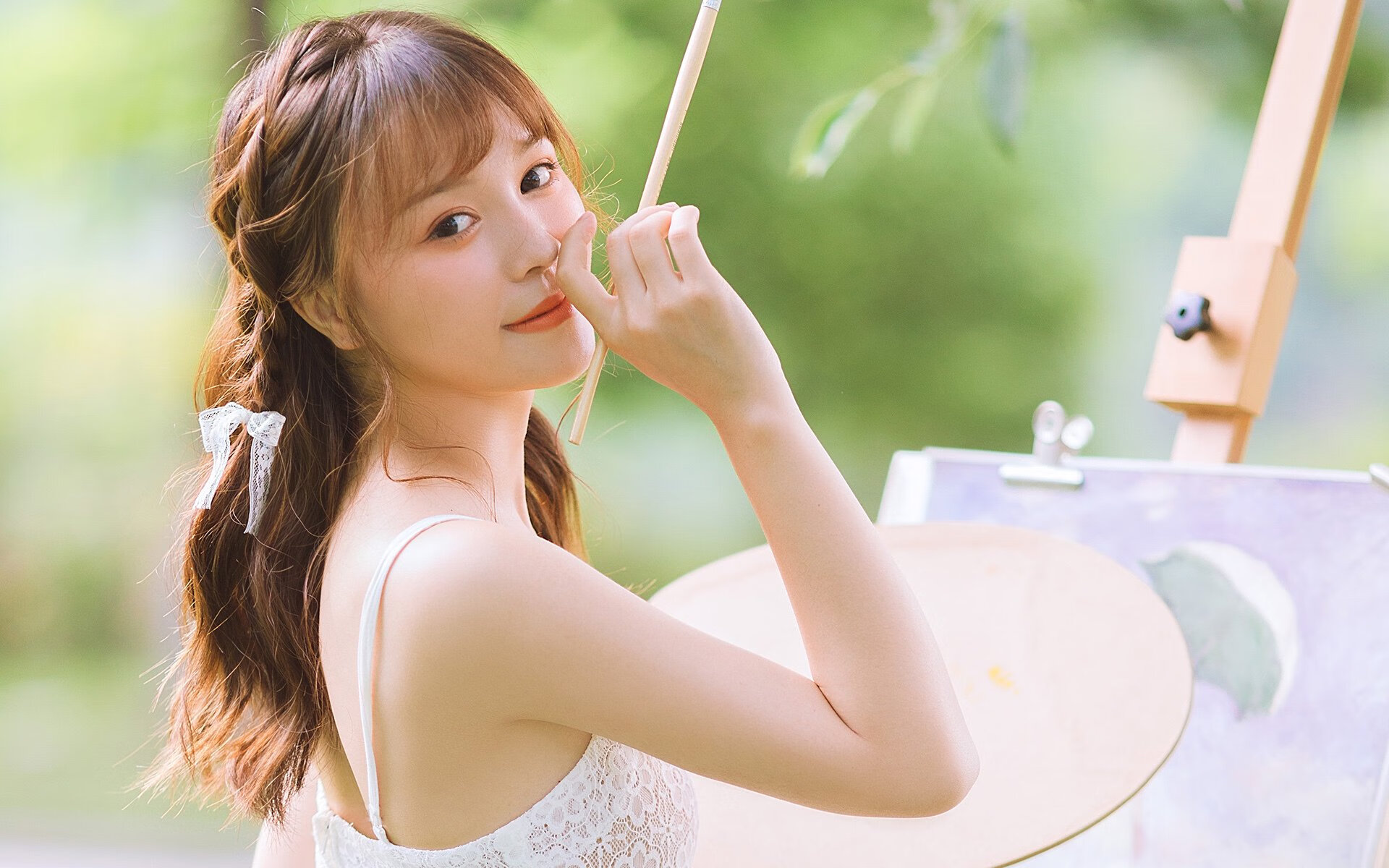 德甲“榜首厮杀”_拜仁连续追赶多特