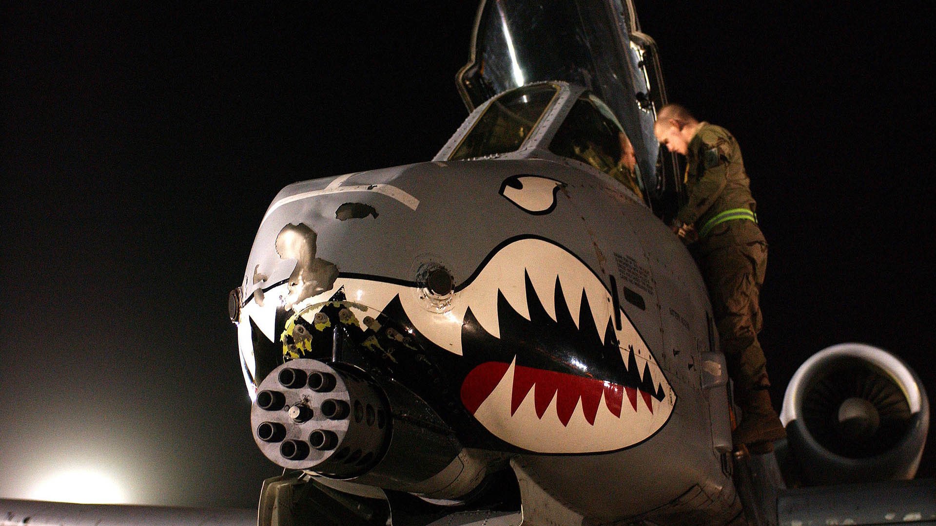 库里现场教学三分技巧引爆掌声，库里的技巧